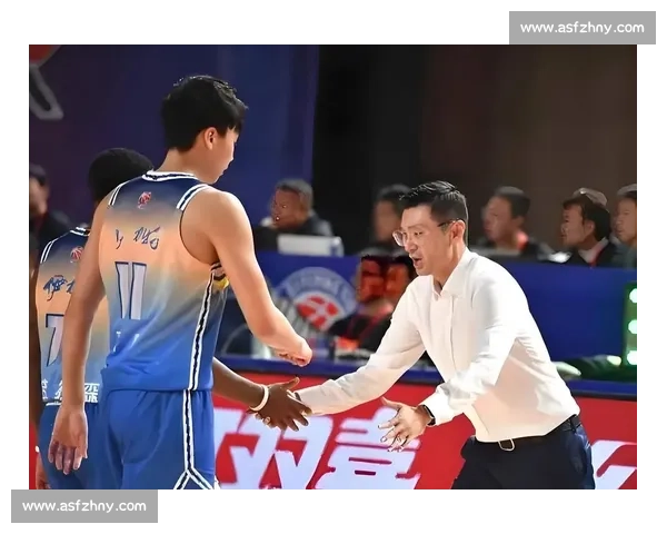 男篮迎战沙特关键对决考验攻防实力与临场应变能力全力冲击胜利前景