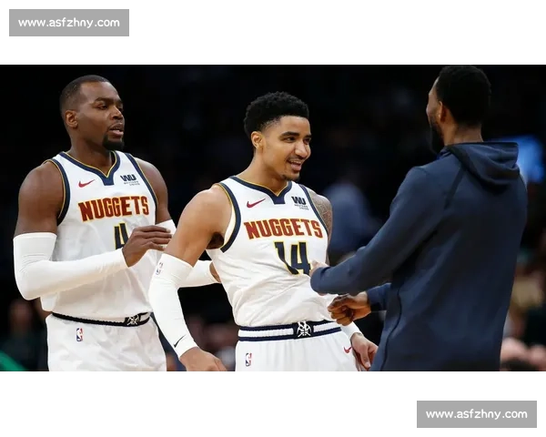 雷霆对决掘金中文解说焦点战全场解析与精彩瞬间回顾赛季关键碰撞深度复盘